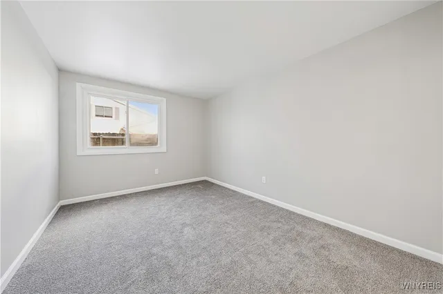 $199,000 | 32 Pebble Creek Drive, Cheektowaga, NY 14227