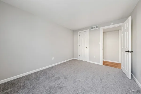 $194,999 | 32 Pebble Creek Drive, Cheektowaga, NY 14227