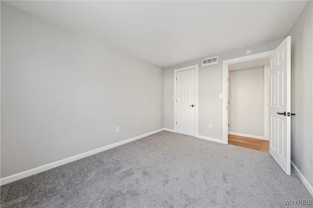 $199,000 | 32 Pebble Creek Drive, Cheektowaga, NY 14227