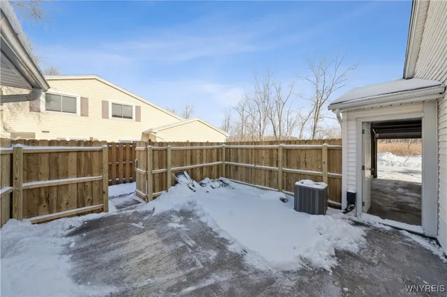 $199,000 | 32 Pebble Creek Drive, Cheektowaga, NY 14227