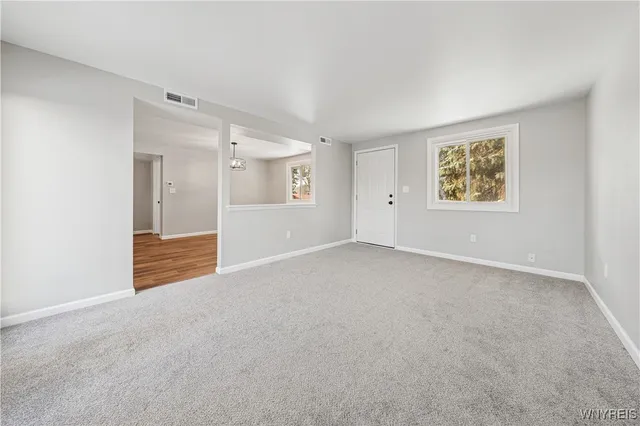 $199,000 | 32 Pebble Creek Drive, Cheektowaga, NY 14227