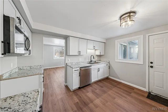 $199,000 | 32 Pebble Creek Drive, Cheektowaga, NY 14227