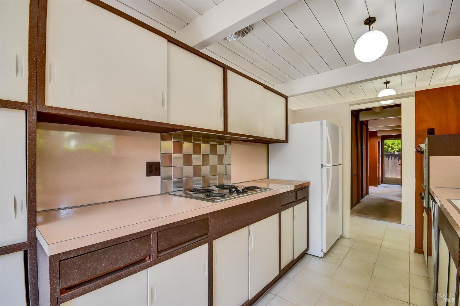 786 Bamboo Terrace San Rafael, CA 94903 - Photo 11 of 40