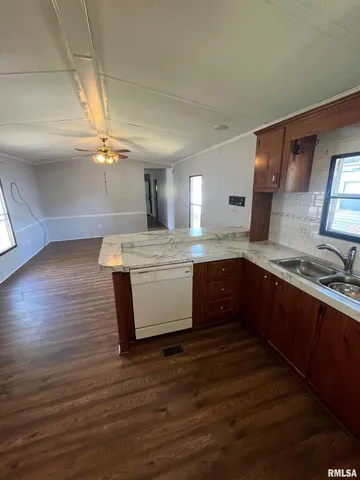 $22,900 | 3500 North Dirksen Parkway, Unit 84, Springfield, IL 62702