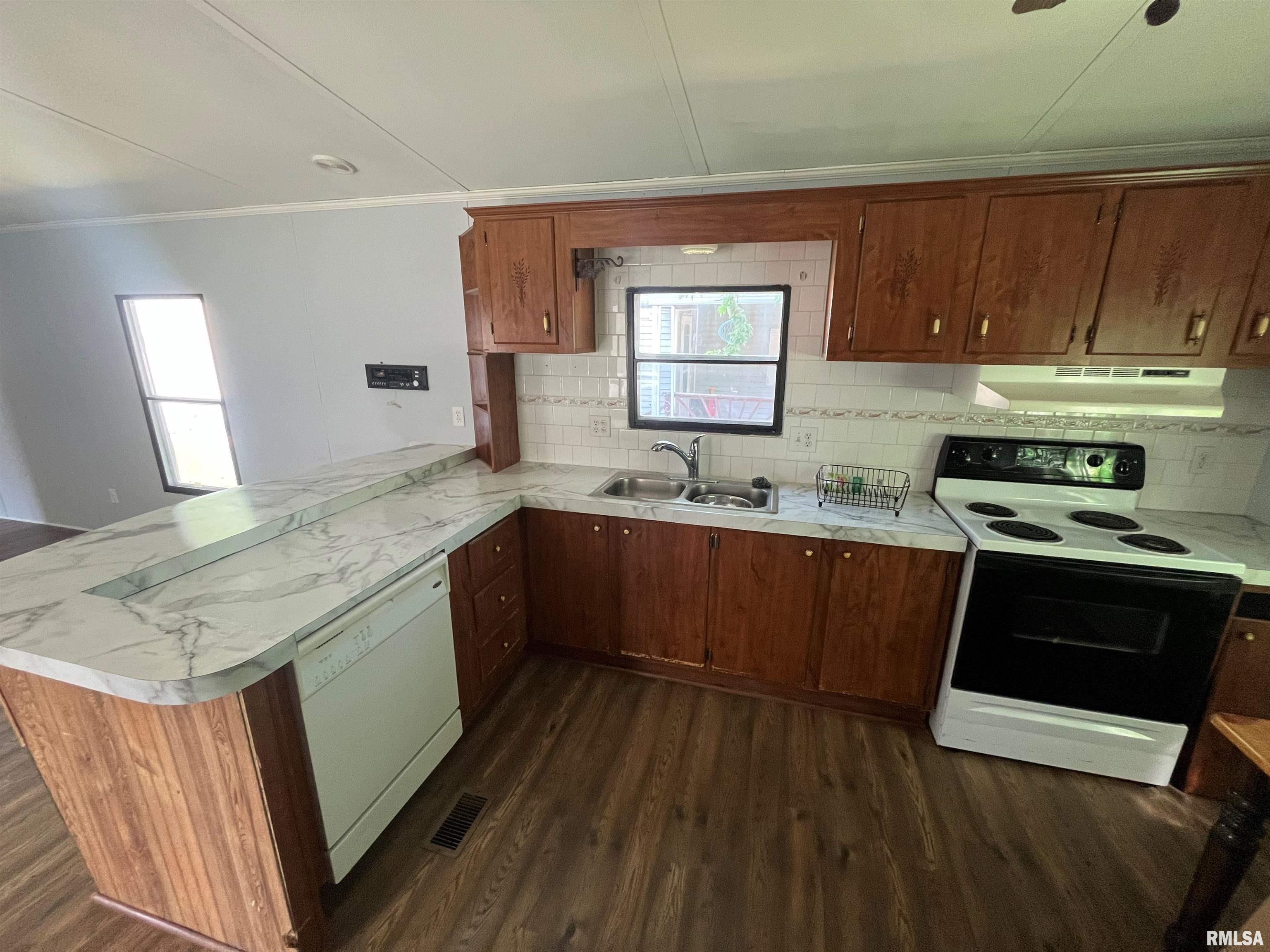 3500 North Dirksen Parkway, Unit 84 Springfield, IL 62702 - Photo 4 of 15