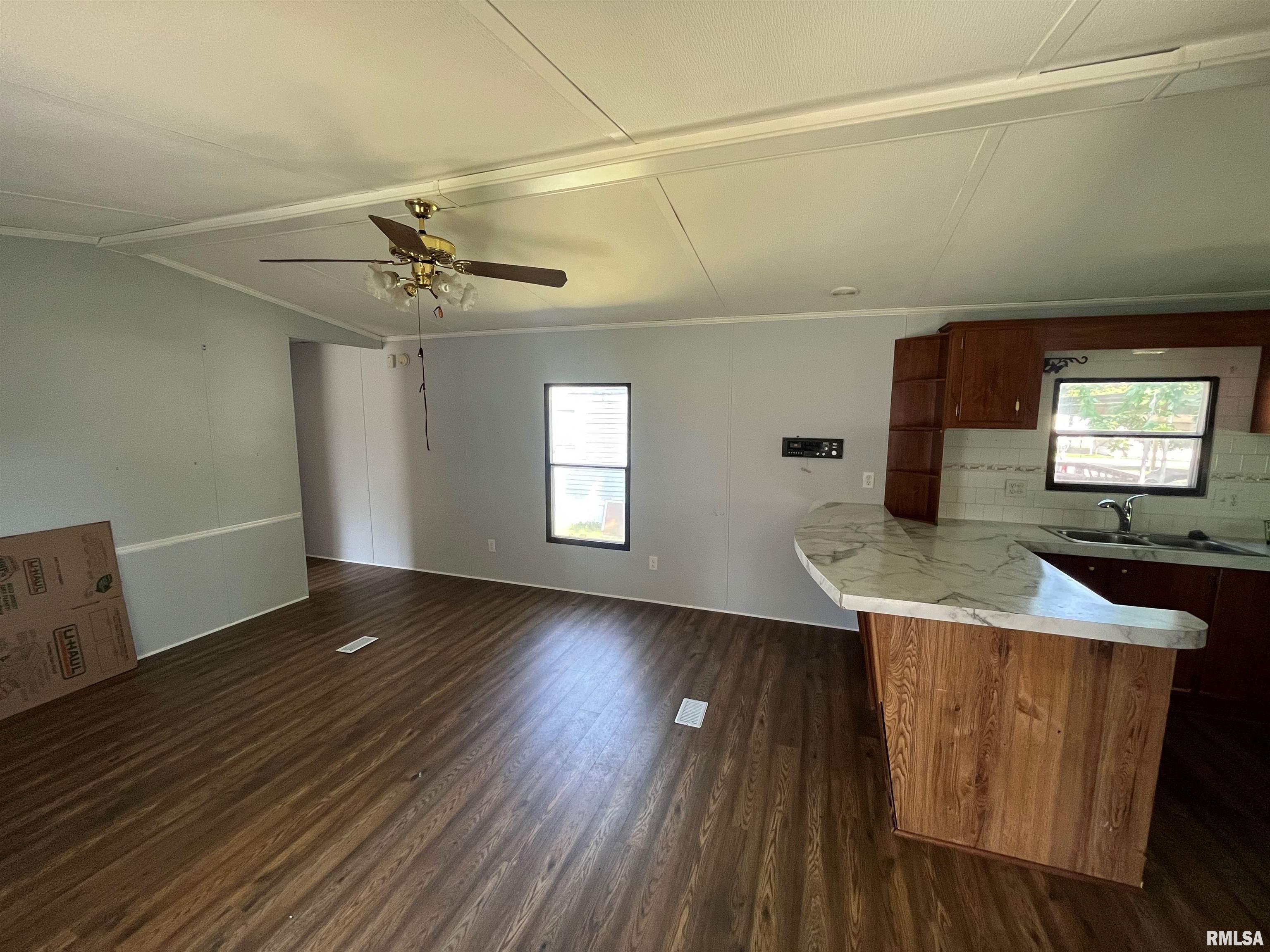 3500 North Dirksen Parkway, Unit 84 Springfield, IL 62702 - Photo 6 of 15