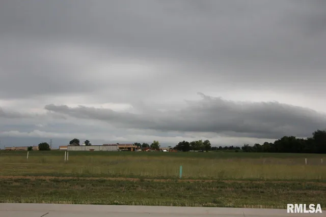 $64,000 | 6521 North Ironwood Drive, Edwards, IL 61528