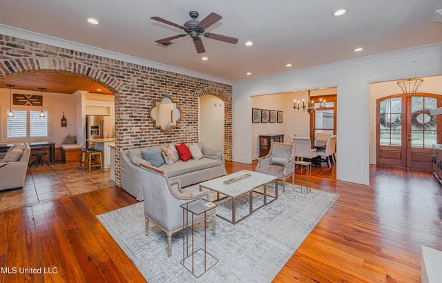 $470,000 | 100 Woodbury Park Place, Madison, MS 39110