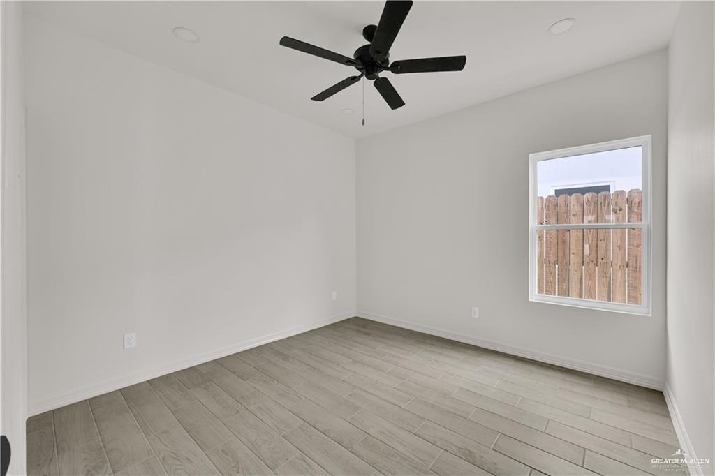 2612 Robin Road, Unit #2 Weslaco, TX 78596 - Photo 12 of 20 Gallery Image 12