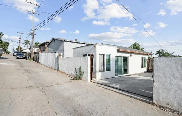 a view of a house with a patio