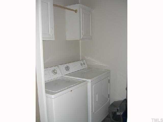 204 Irelan Drive Raleigh, NC 27606 - Photo 12 of 12 a utility room with dryer and washer