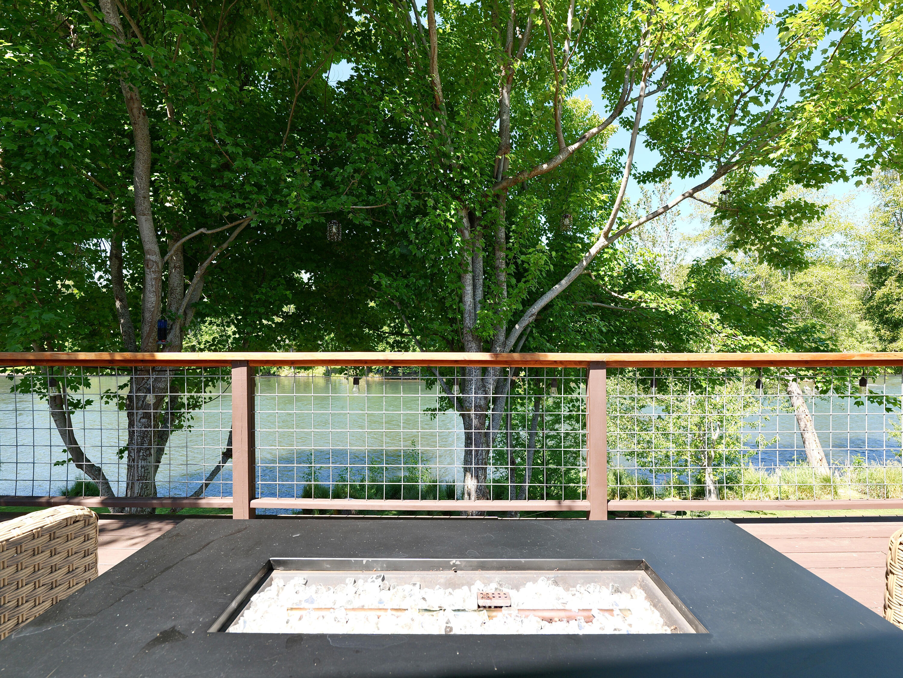150 Castaline Place Shady Cove, OR 97539 - Photo 51 of 83 Upper Deck