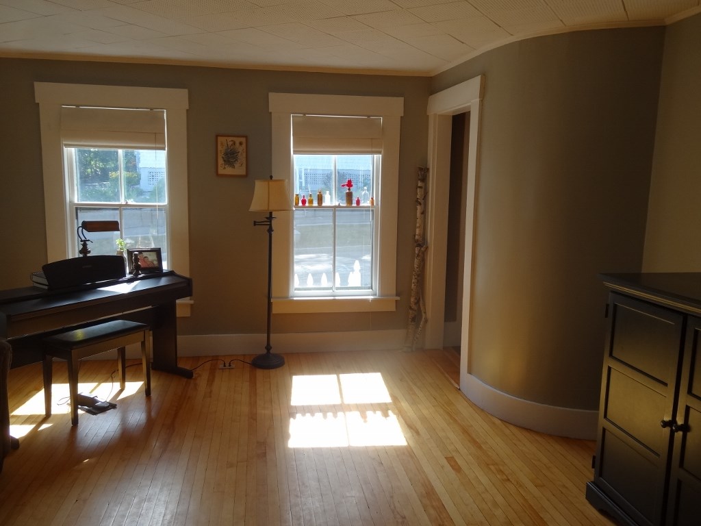 70 North Spring Street Concord, NH 03301 - Photo 10 of 23