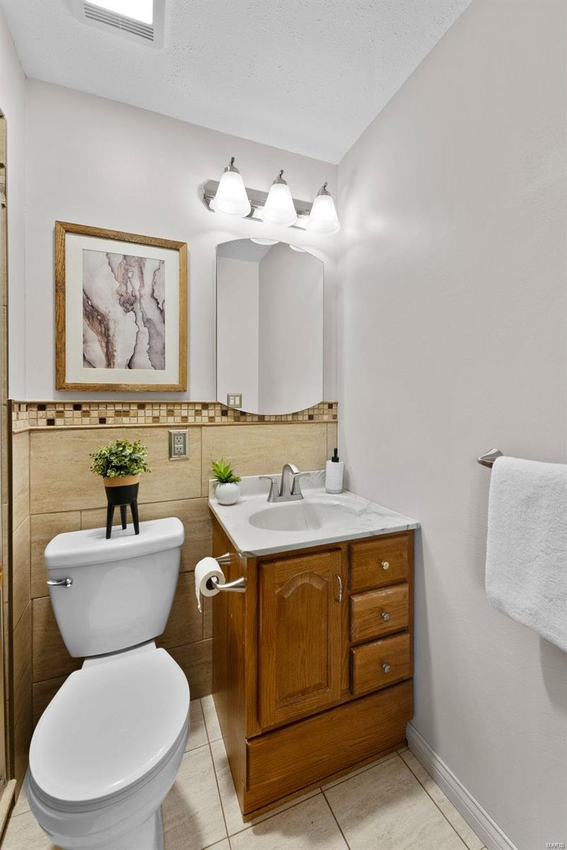 614 Twigwood Drive Ballwin, MO 63021 - Photo 17 of 40