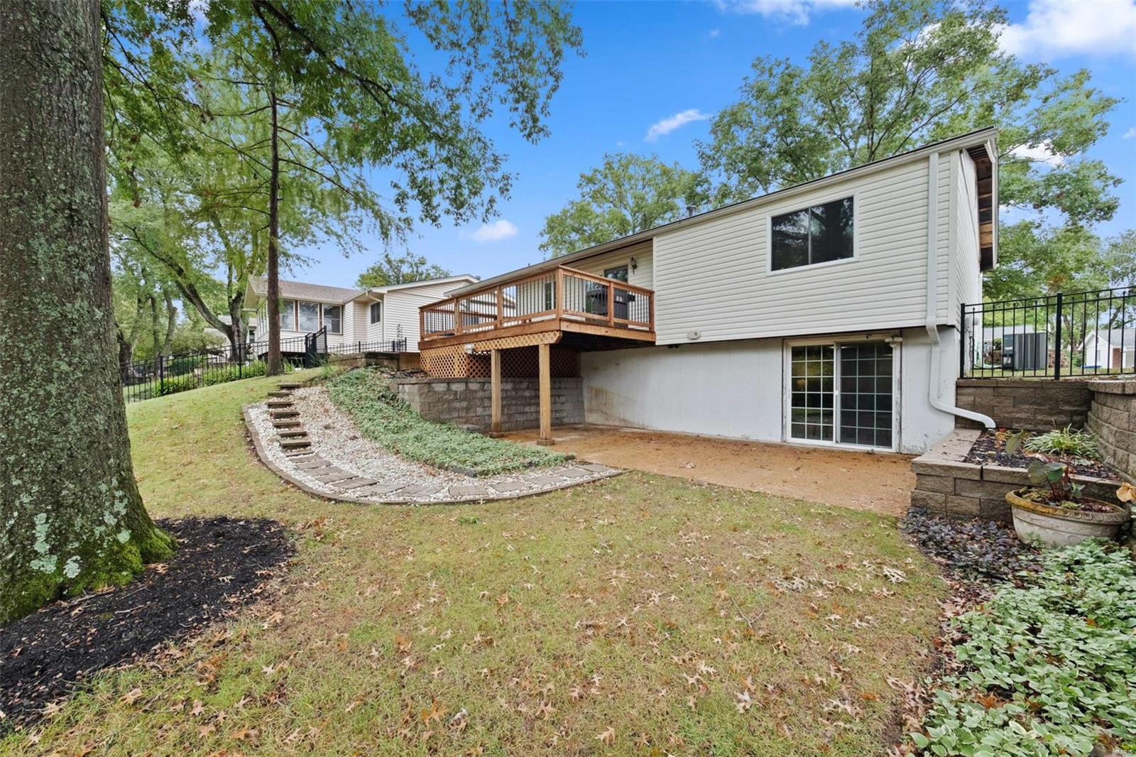 614 Twigwood Drive Ballwin, MO 63021 - Photo 35 of 40