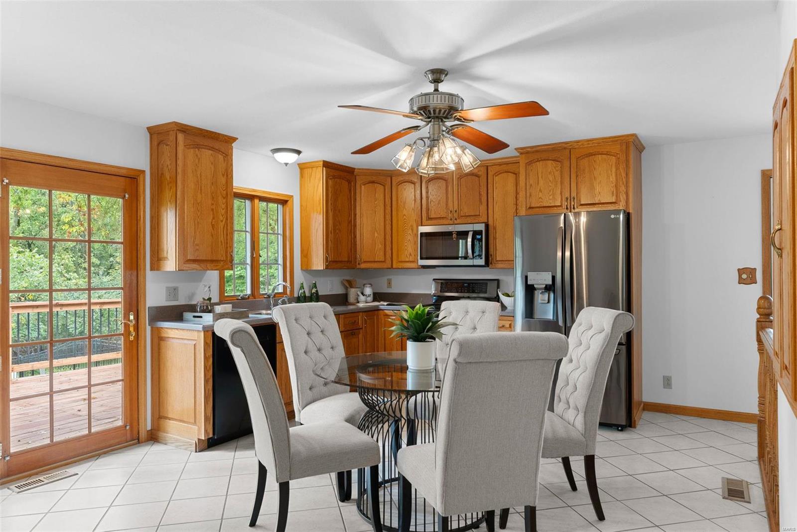 614 Twigwood Drive Ballwin, MO 63021 - Photo 8 of 40