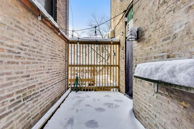 $4,000 | 1402 North La Salle Drive, Unit 1N, Chicago, IL 60610