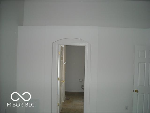 998 3rd Avenue Northwest Carmel, IN 46032 - Photo 11 of 15