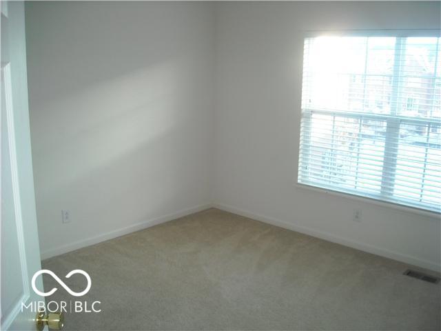 998 3rd Avenue Northwest Carmel, IN 46032 - Photo 4 of 15