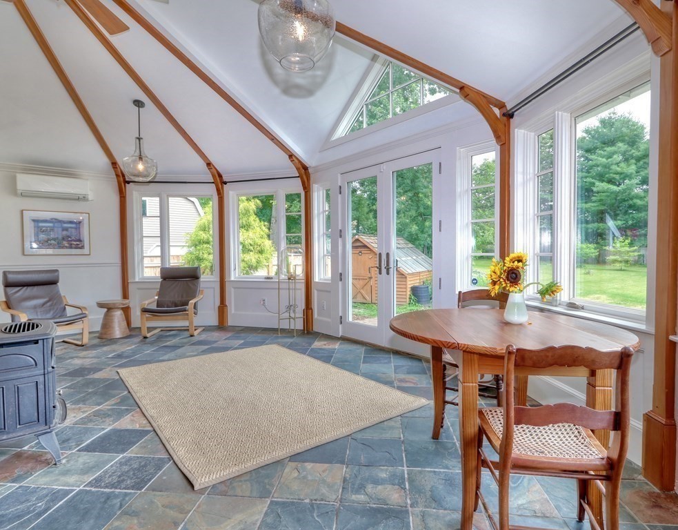 108 Concord Road Lincoln, MA 01773 - Photo 10 of 32 Gallery Image 10