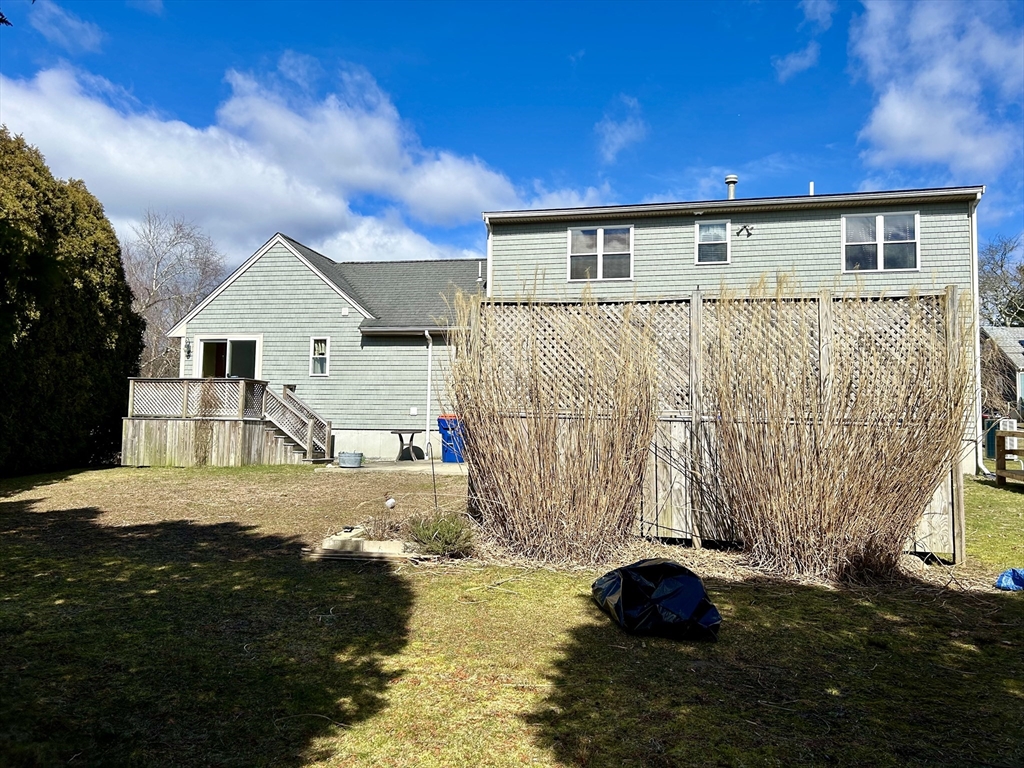 43 Boston Hill Road Fairhaven, MA 02719 - Photo 6 of 25 a view of a house with backyard and tub