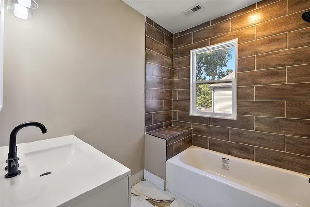 $2,300 | 3473 Townsend Street, Detroit, MI 48214