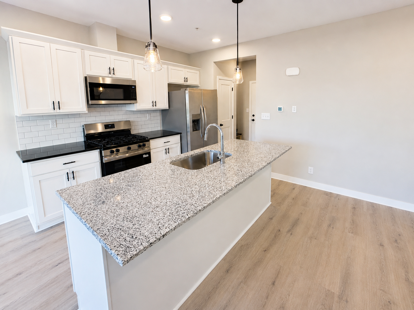 2714 Bentgrass Road Northwest Rochester, MN 55901 - Photo 8 of 12