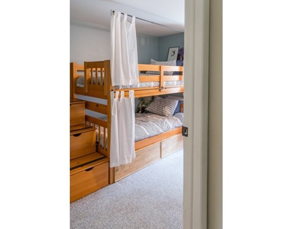 39 Stockwell Road Hadley, MA 01035 - Photo 11 of 26 Gallery Image 11