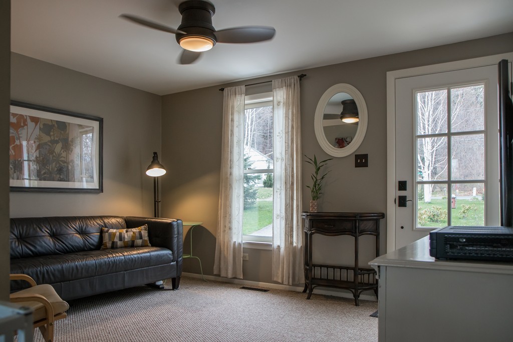 39 Stockwell Road Hadley, MA 01035 - Photo 6 of 26 Gallery Image 6