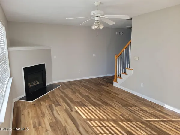 $1,400 | 3900 Elkin Ridge Drive, Unit G, Greenville, NC 27858