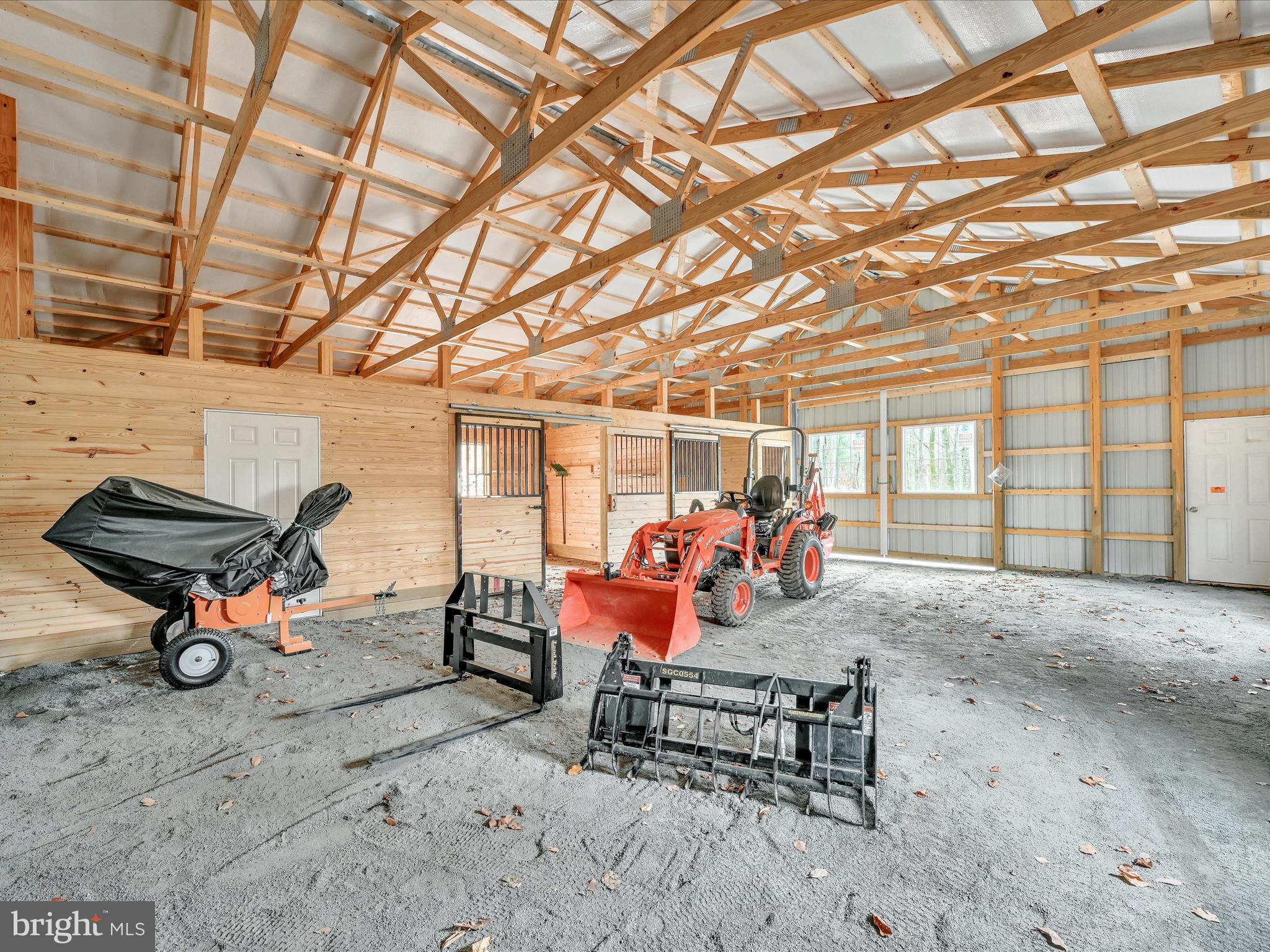 64 Nut Grove Road Pine Grove, PA 17963 - Photo 31 of 42 Barn