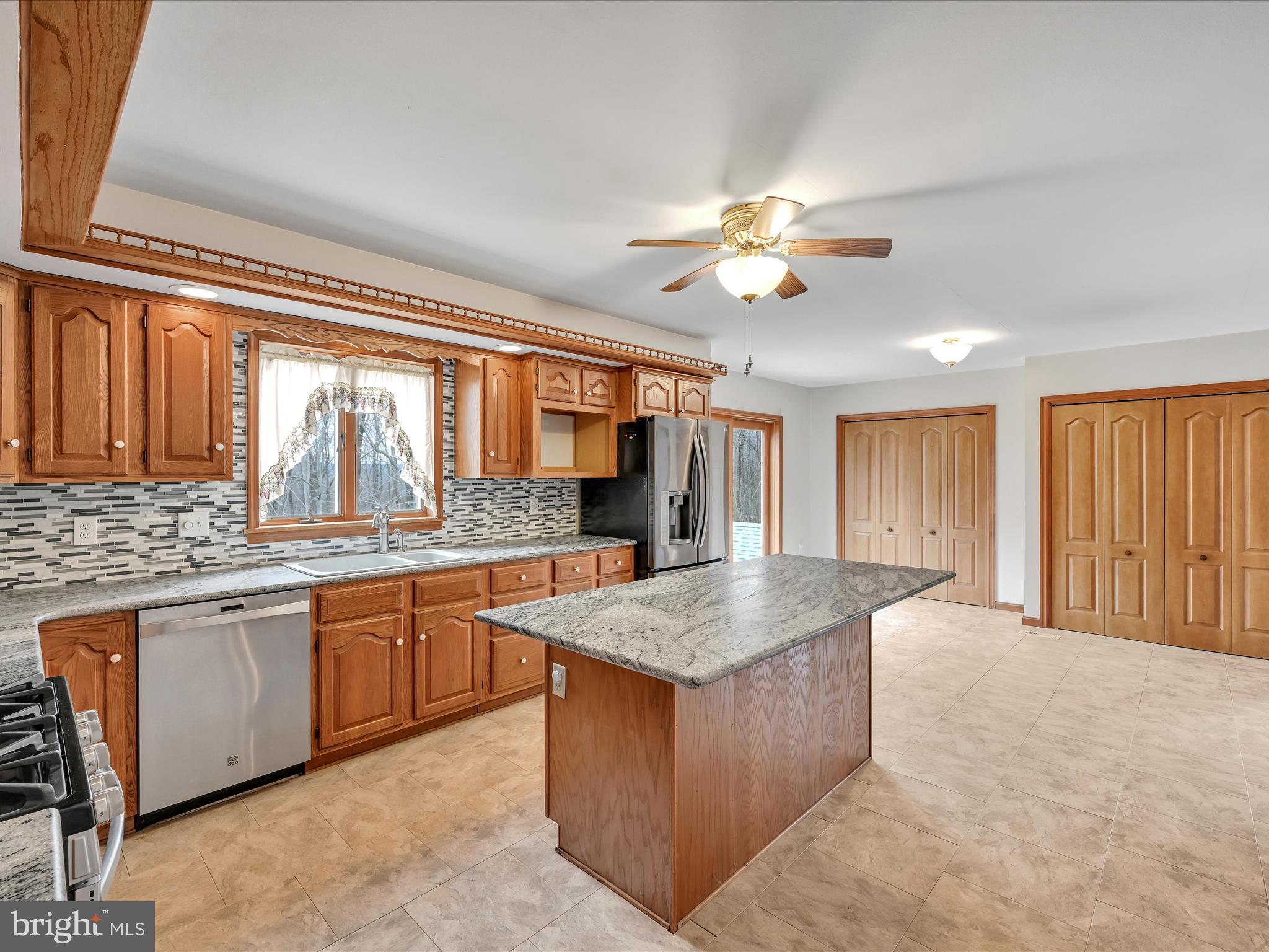64 Nut Grove Road Pine Grove, PA 17963 - Photo 8 of 42 Kitchen