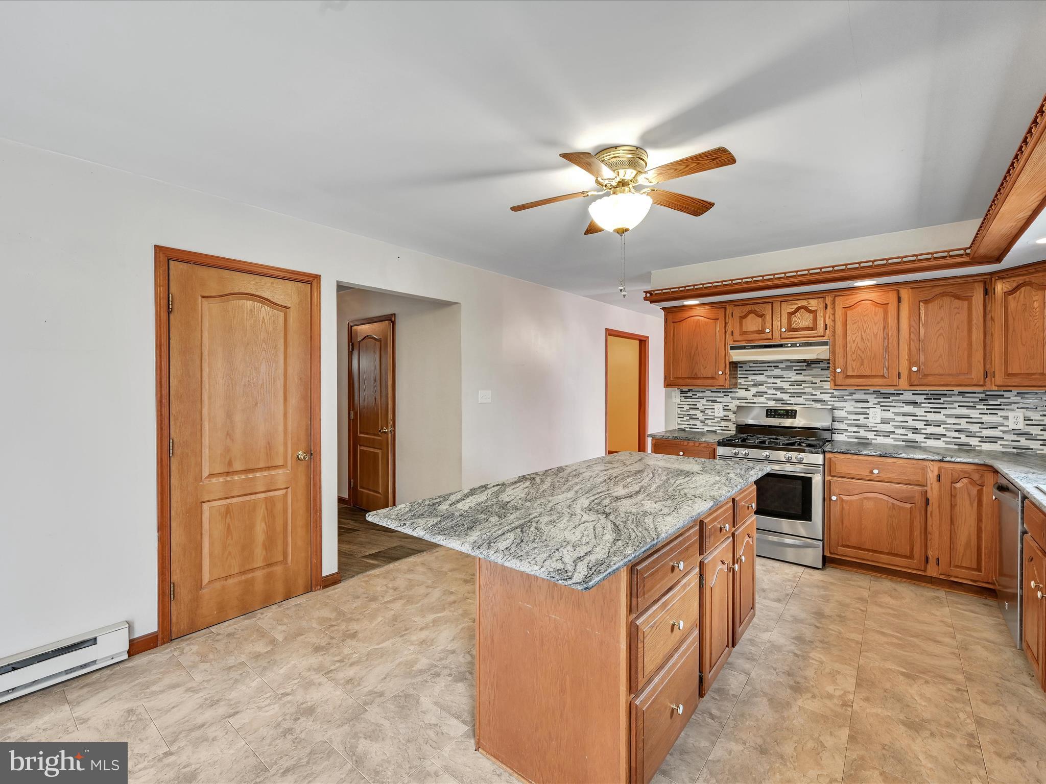 64 Nut Grove Road Pine Grove, PA 17963 - Photo 10 of 42 Kitchen