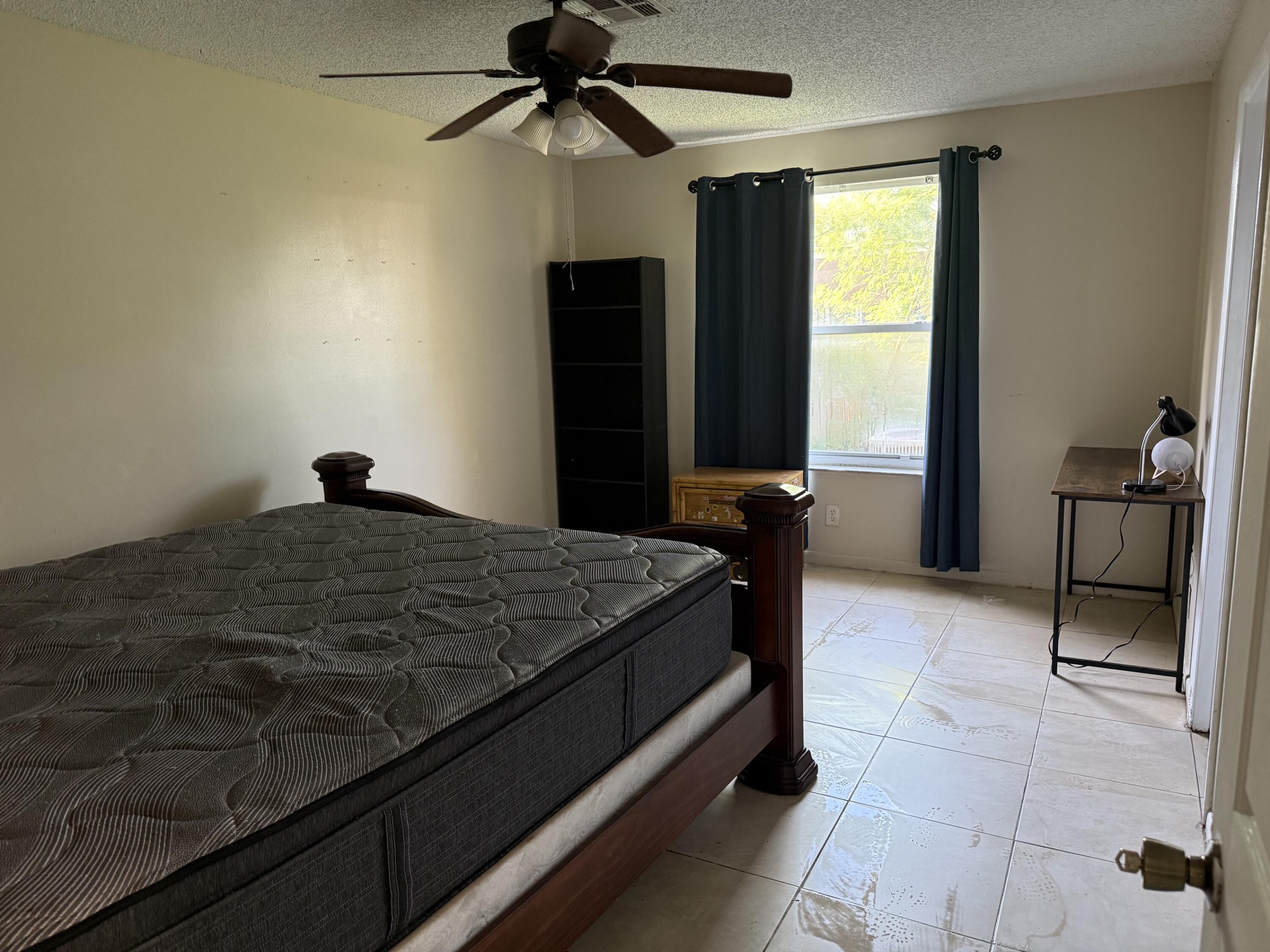 7824 Pembroke Road Miramar, FL 33023 - Photo 6 of 11 IMG_2884