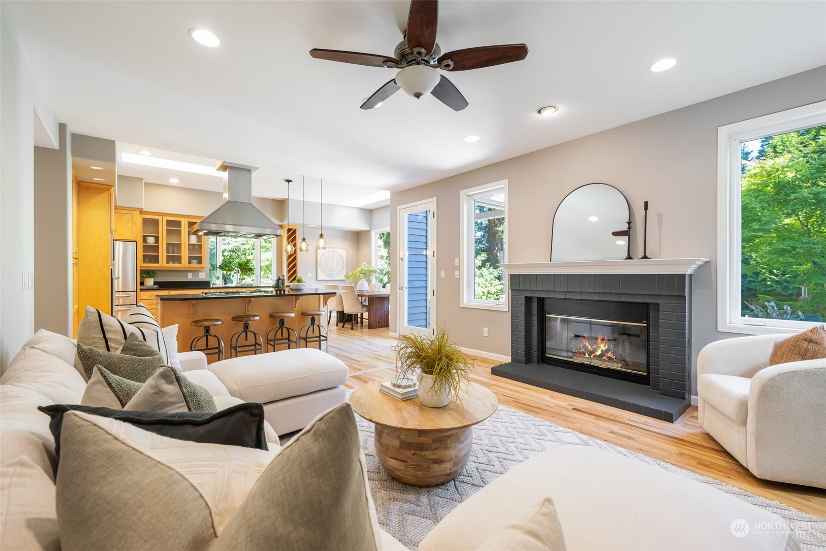8804 Northeast 198th Street Bothell, WA 98011 - Photo 12 of 38 Gallery Image 12