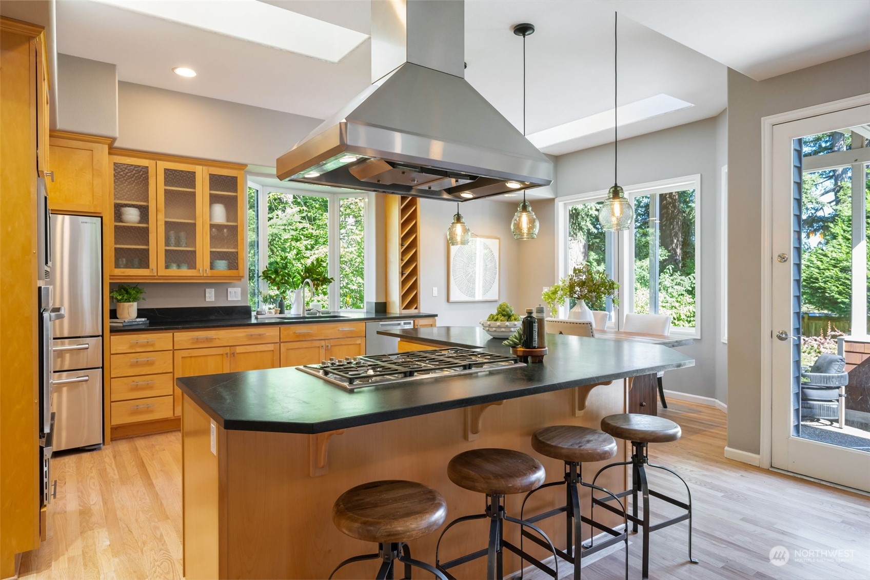 8804 Northeast 198th Street Bothell, WA 98011 - Photo 9 of 38 Gallery Image 9