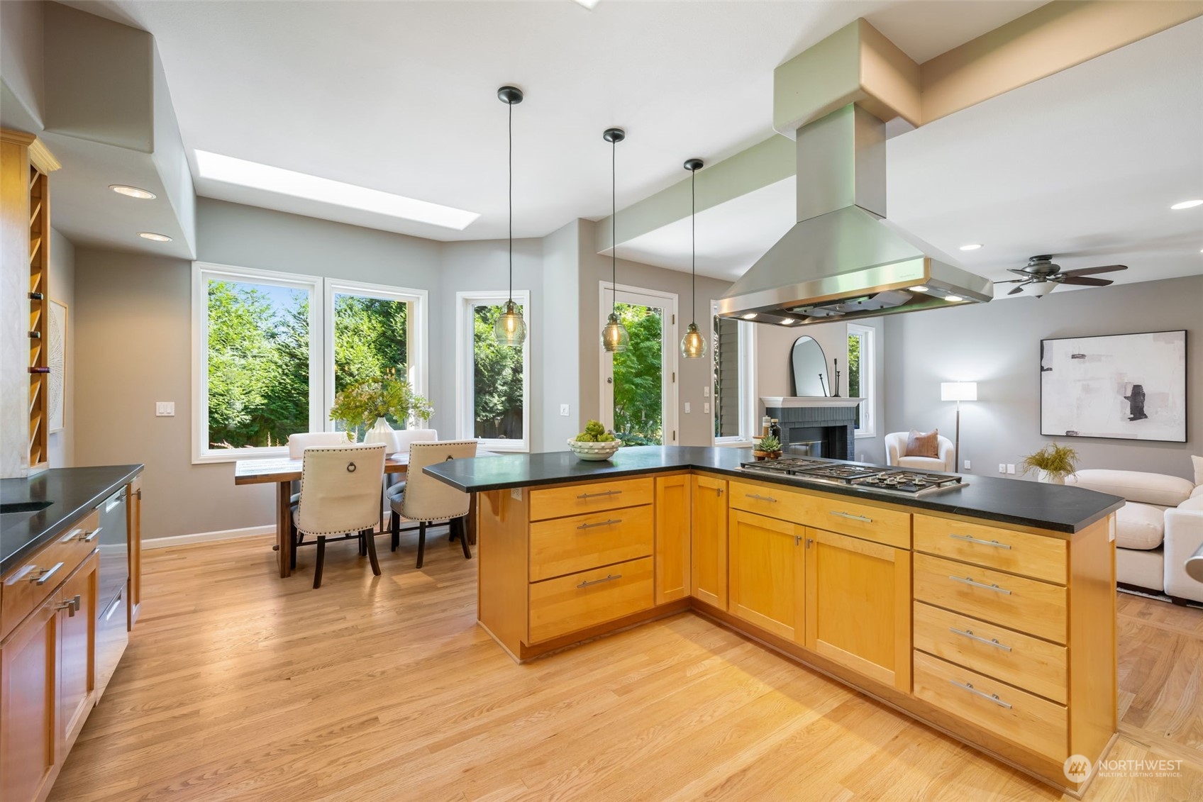 8804 Northeast 198th Street Bothell, WA 98011 - Photo 10 of 38 Gallery Image 10