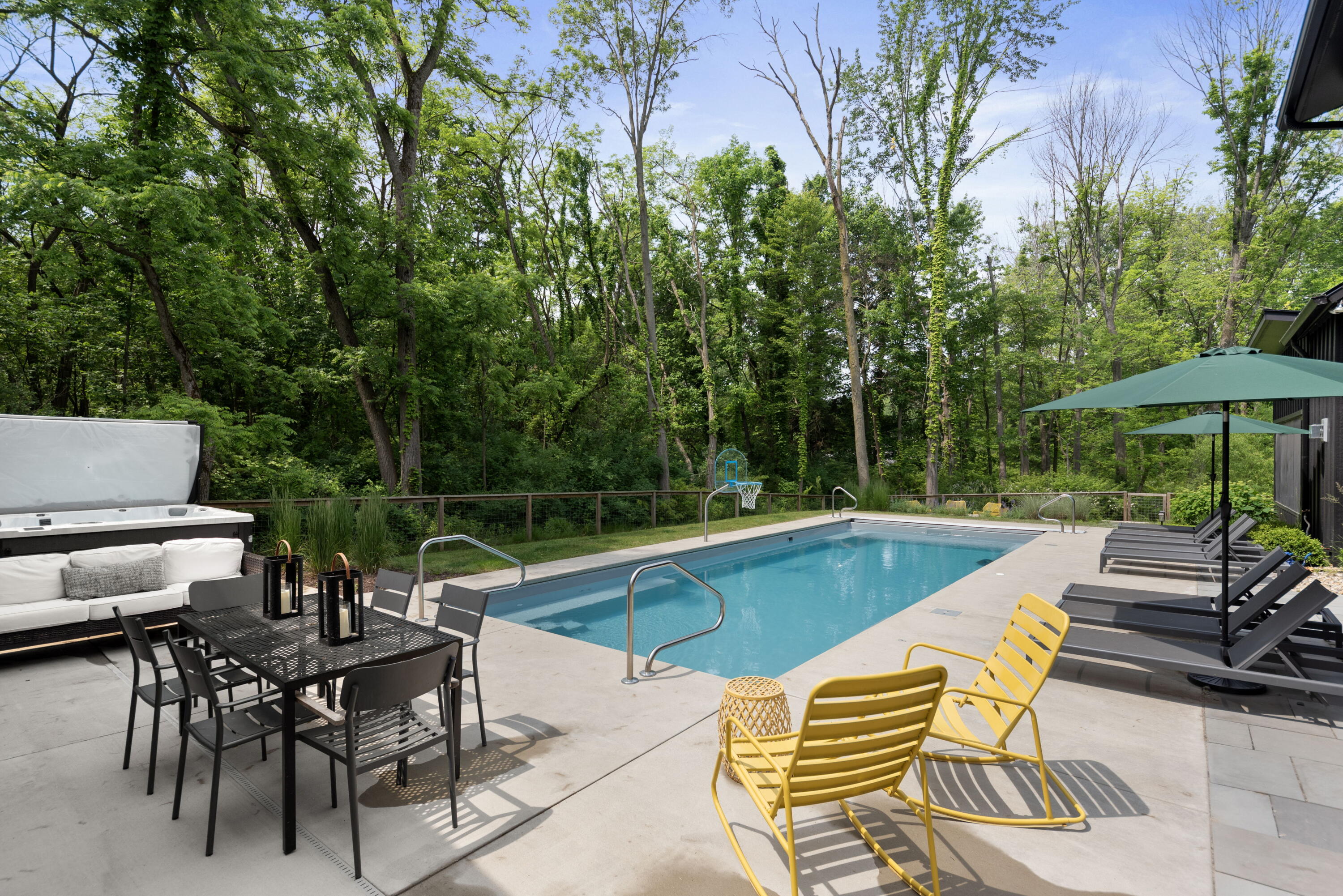 15461 Lakeshore Road Lakeside, MI 49116 - Photo 7 of 54 47_davidDDP_7621