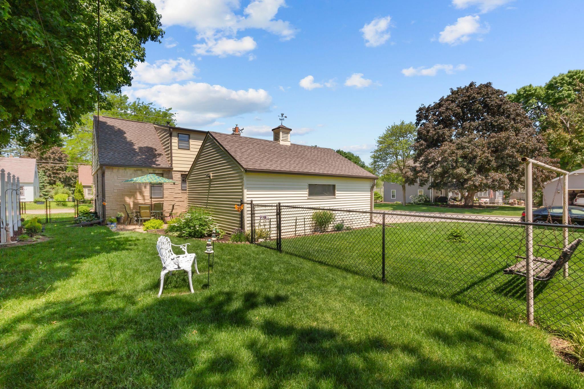 731 East Fremont Street Appleton, WI 54915 - Photo 33 of 54