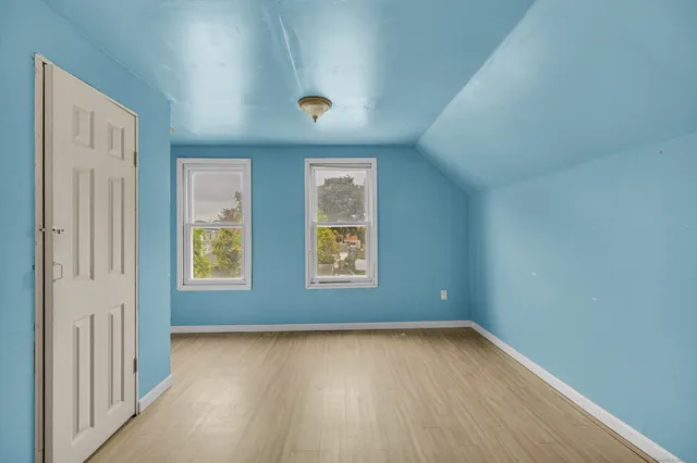 $2,000 | 152 West Center Street, Manchester, CT 06040