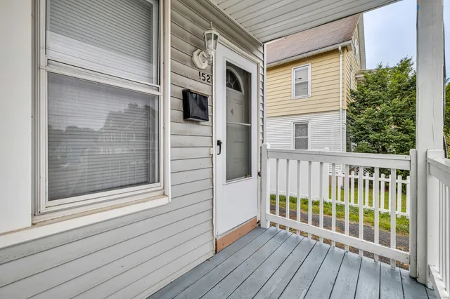 $2,000 | 152 West Center Street, Manchester, CT 06040