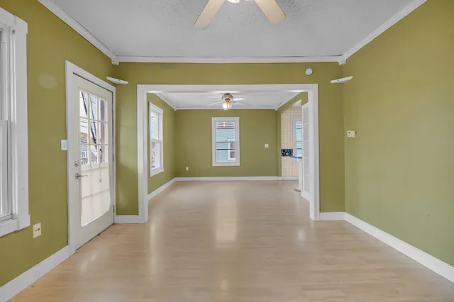 $2,000 | 152 West Center Street, Manchester, CT 06040