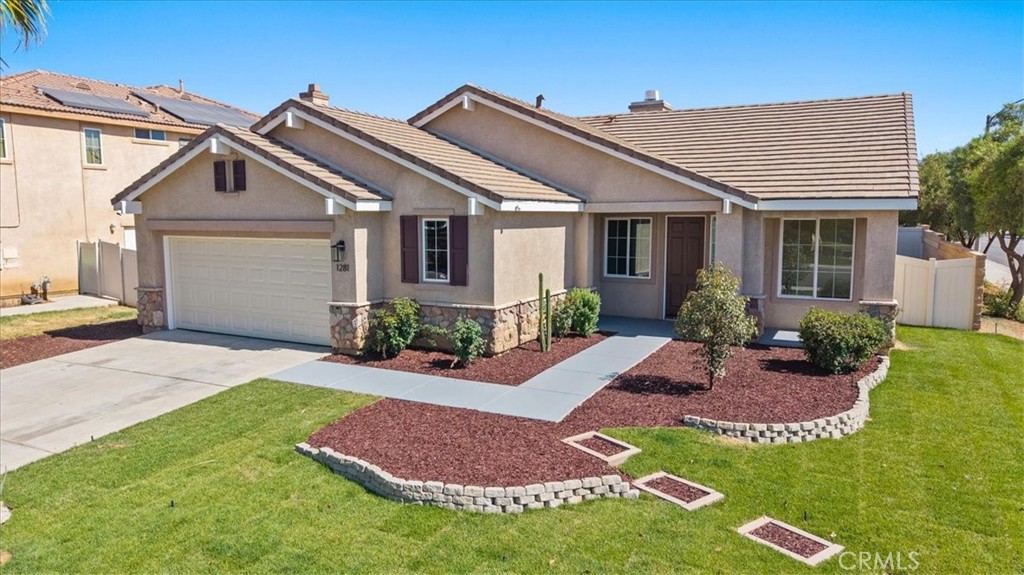 1281 Sugar Maple Lane Perris, CA 92571 - Photo 2 of 29