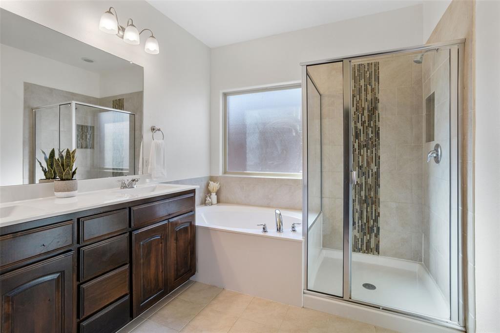 3929 Kennedy Ranch Road Fort Worth, TX 76262 - Photo 19 of 40 Gallery Image 19