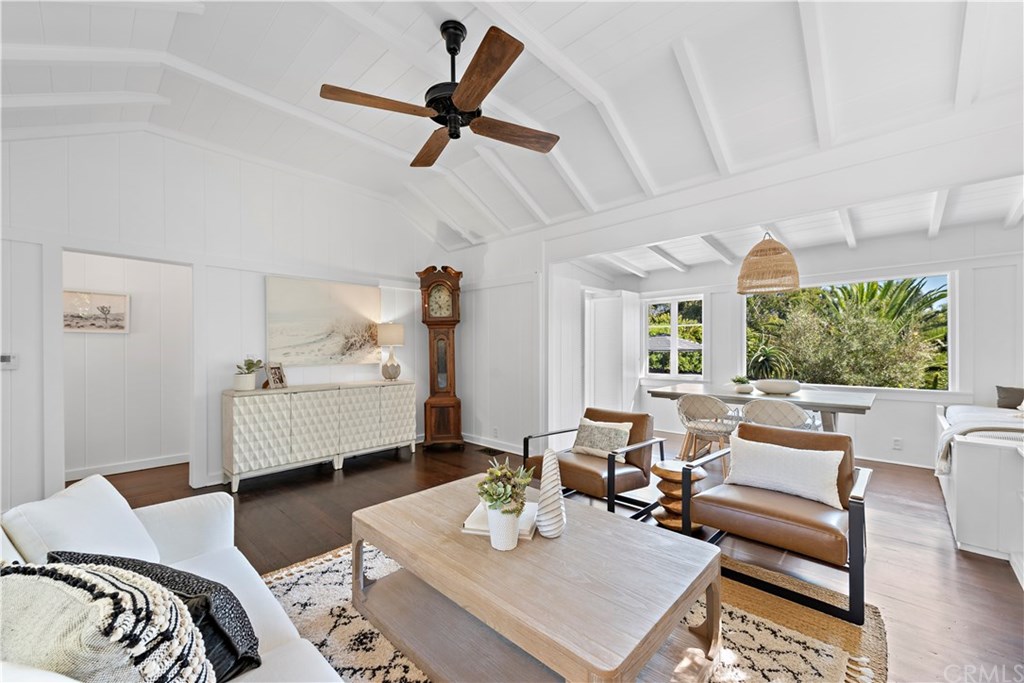 475 El Bosque Laguna Beach, CA 92651 - Photo 6 of 30