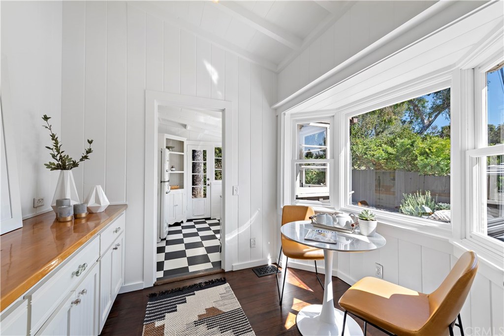 475 El Bosque Laguna Beach, CA 92651 - Photo 9 of 30