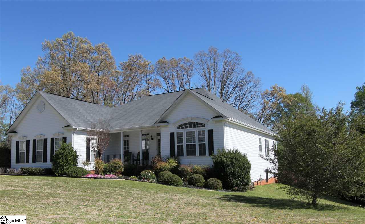 105 Hydrangea Way Simpsonville, SC 29681 - Photo 2 of 36 Gallery Image 2