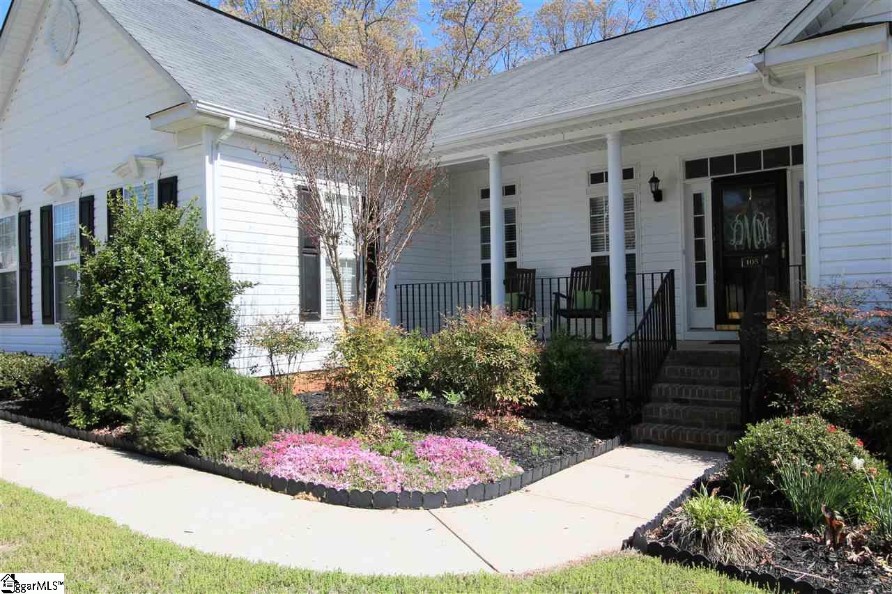 105 Hydrangea Way Simpsonville, SC 29681 - Photo 4 of 36 Gallery Image 4