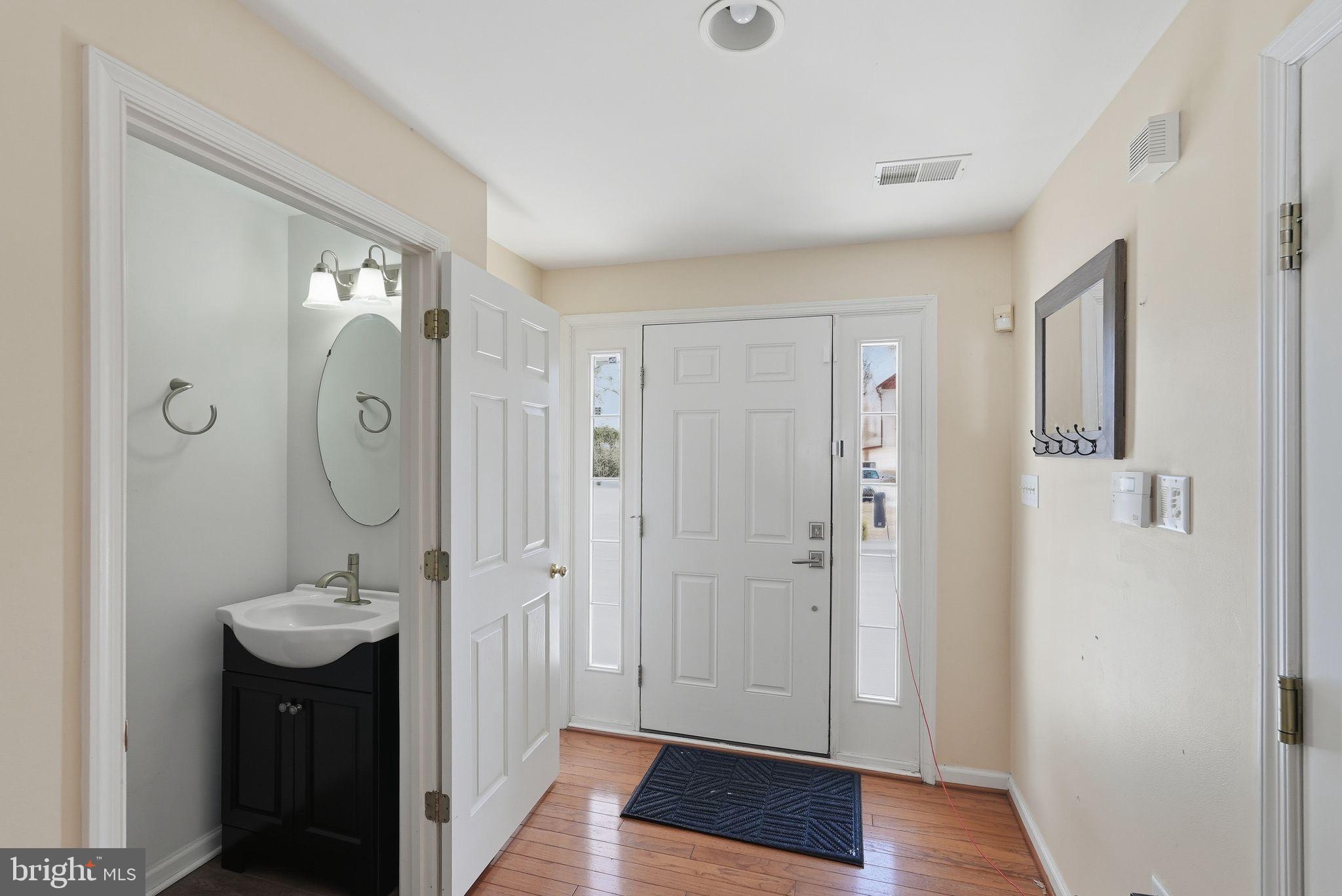 3 Carriage House Road Pottstown, PA 19465 - Photo 2 of 26 Welcoming entryway with modern touches.
