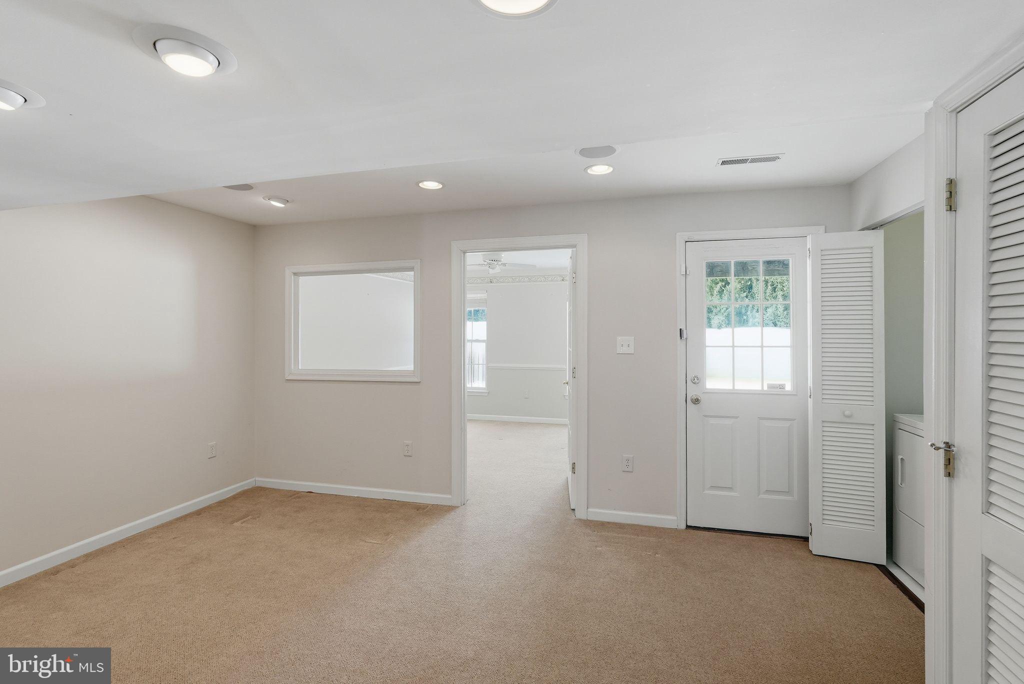 3 Carriage House Road Pottstown, PA 19465 - Photo 5 of 26 Entry level bonus room.